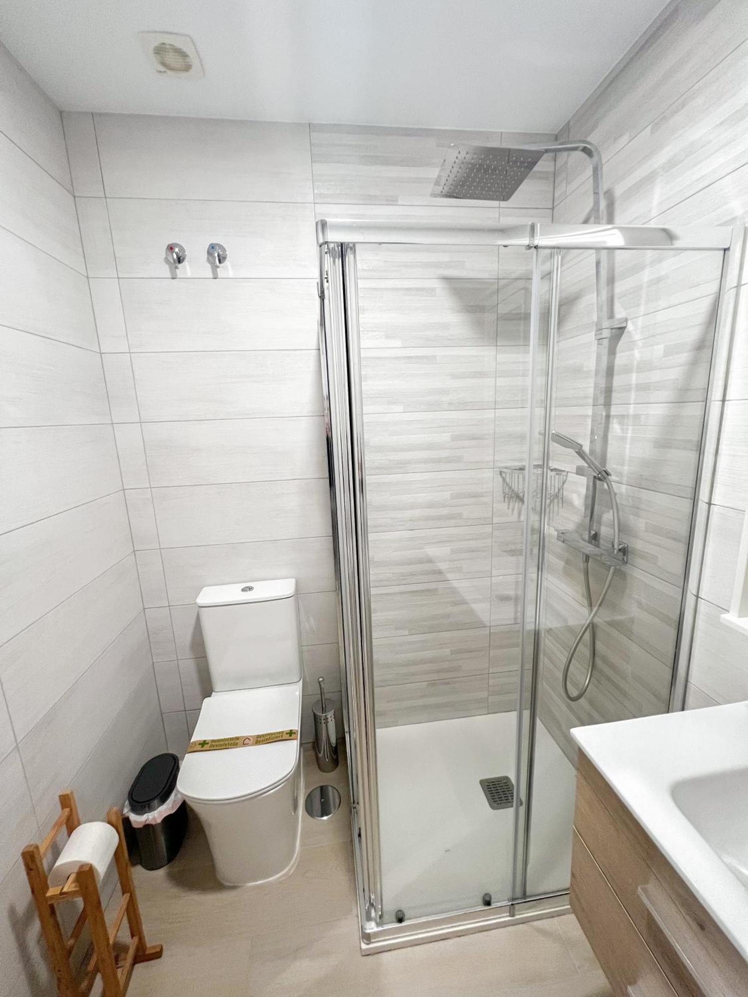 Apartmán Cozy And Modern Family Flat Carihuela Torremolinos Exteriér fotografie
