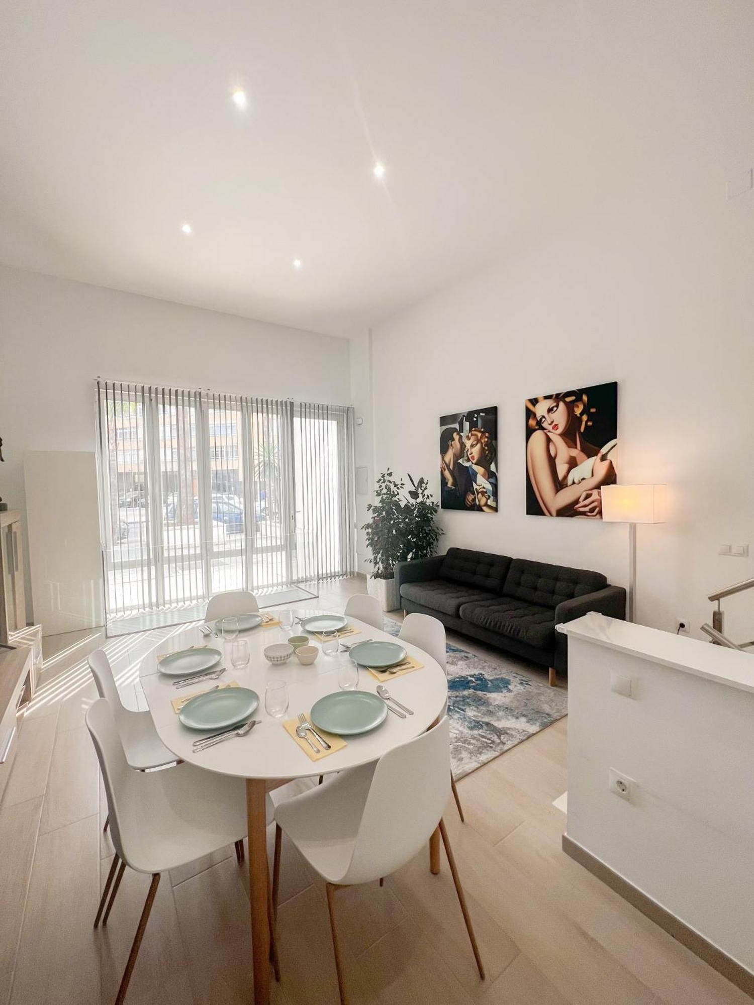 Apartmán Cozy And Modern Family Flat Carihuela Torremolinos Exteriér fotografie