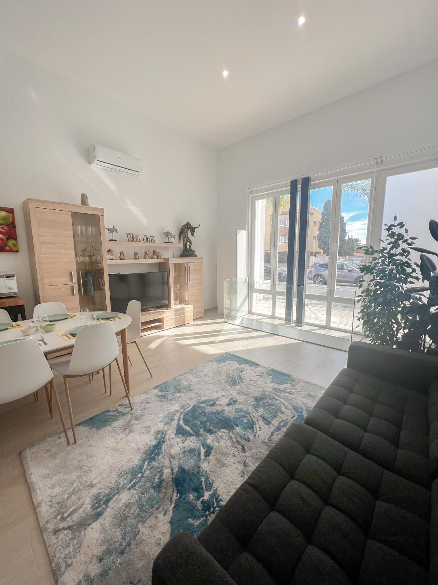 Apartmán Cozy And Modern Family Flat Carihuela Torremolinos Exteriér fotografie
