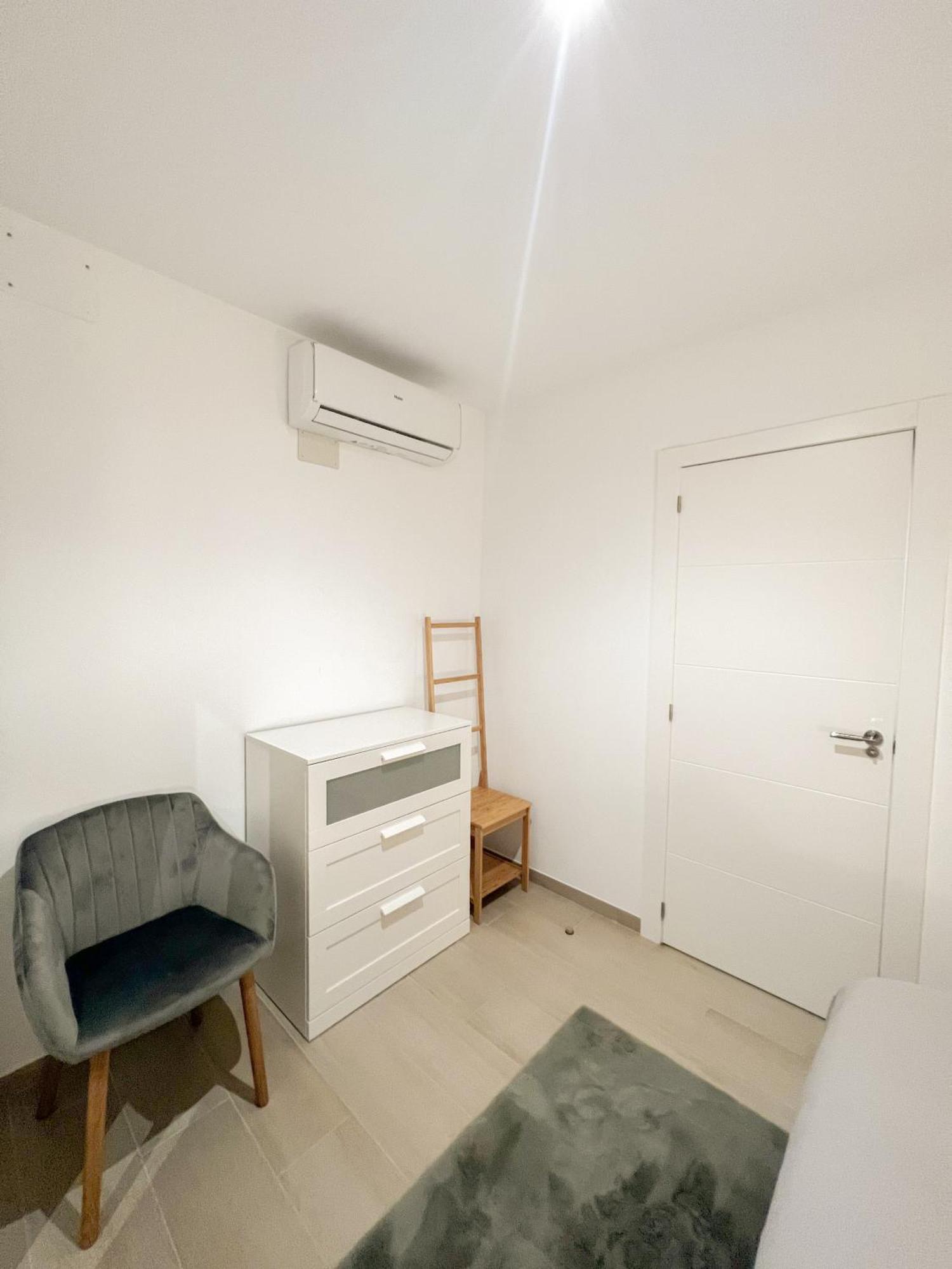 Apartmán Cozy And Modern Family Flat Carihuela Torremolinos Exteriér fotografie